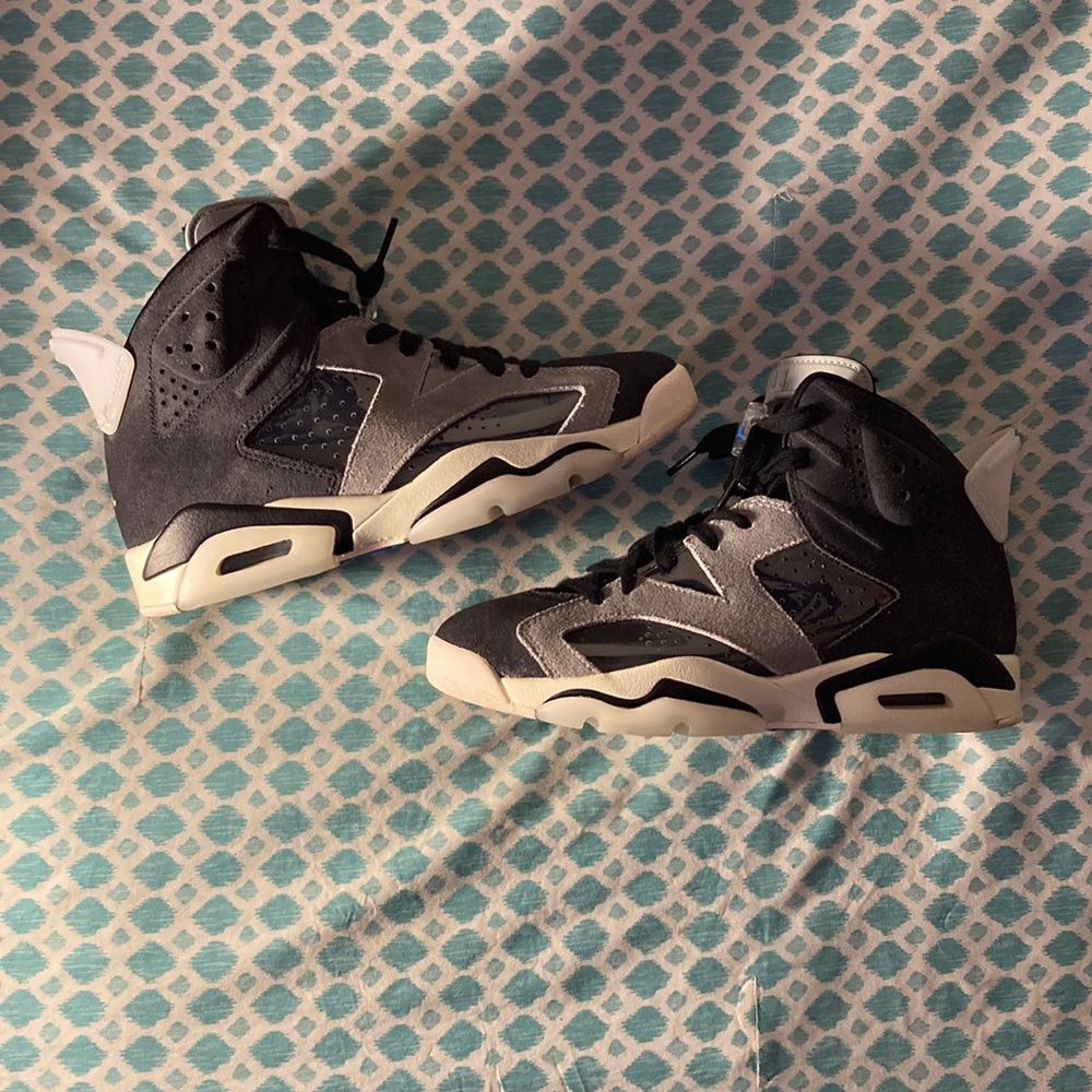 Air Jordan 6 WMNS Smoke Grey